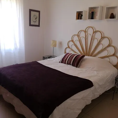 T3 Vue à Propriano (Corsica)