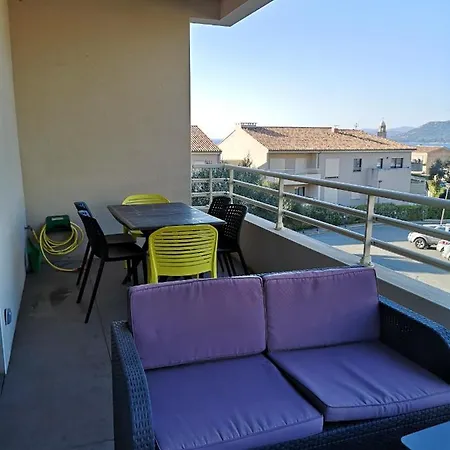 아파트 T3 Vue A *