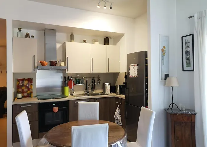 T3 Vue A Apartment *